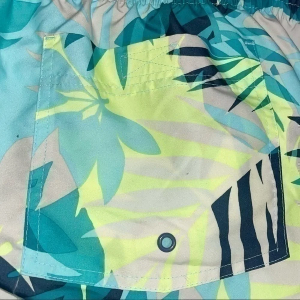 Old Navy Active Swim Trunks - Tropical Print - 8 inch Inseam - XXL